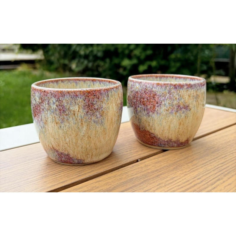 Tasses rose poudrée
