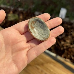 Worry Stone gris tâcheté